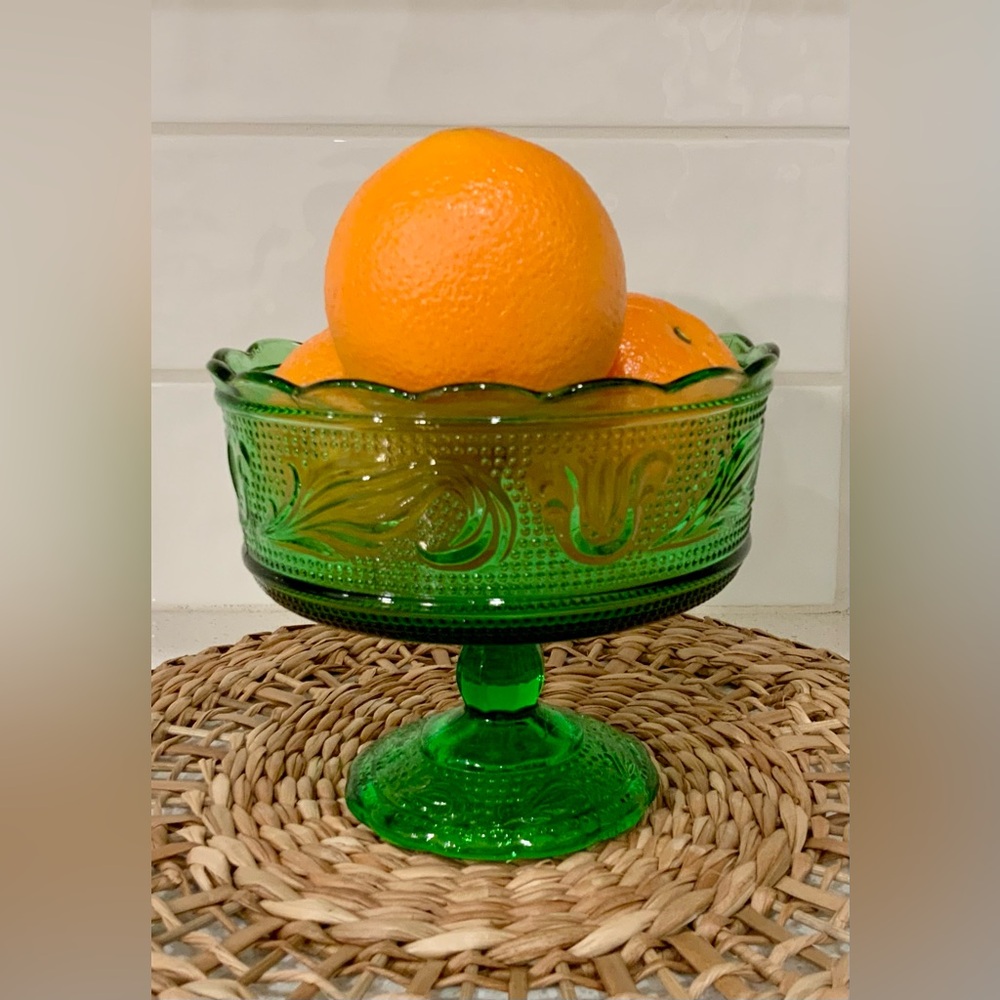 Vintage 1960’s Cleveland Ohio, E.O. Brody Co. Pressed Glass Emerald Bowl